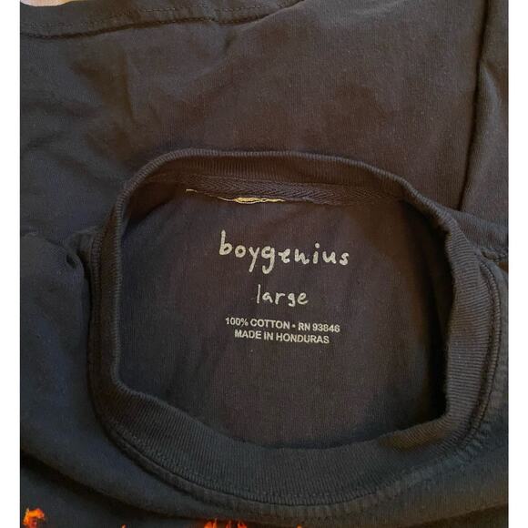 BOYGENIUS Concert T Shirt Black World Tour Dates Double Sided Flames Sz L 2023 - Picture 6 of 6